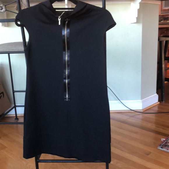 Black Express Dress - Picture 2 of 3